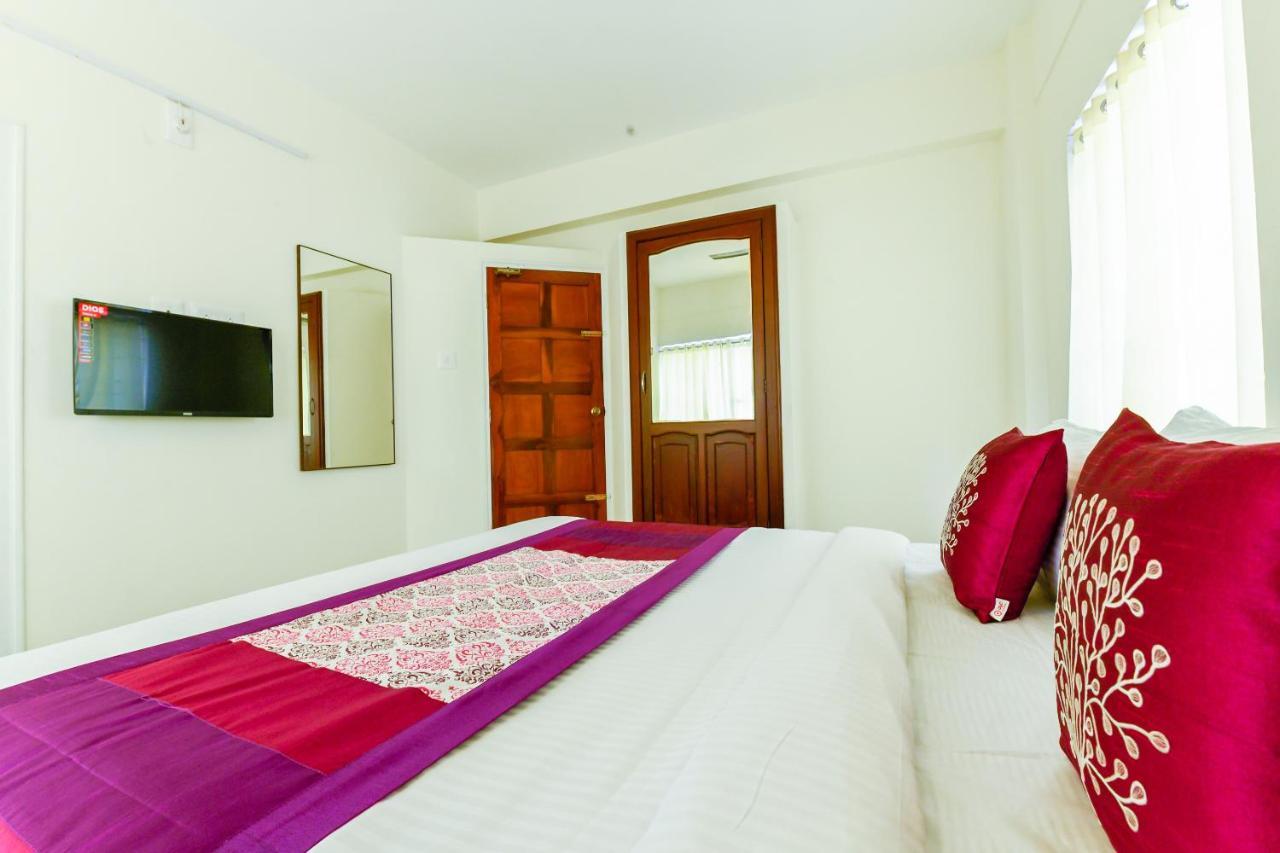 Oyo 11328 Hotel Chandrika Residency Kochi Zewnętrze zdjęcie
